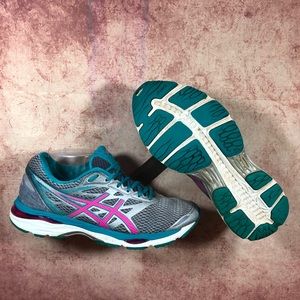 ASICS Gel-Cumulus 18 Womens Running Shoes s234